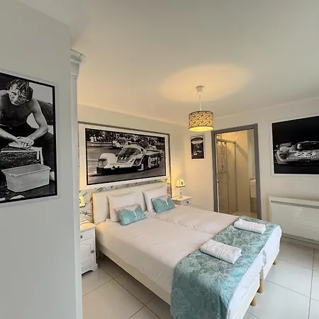 Arnage Corner - Circuit 24h Du Mans Moncé-en-Belin